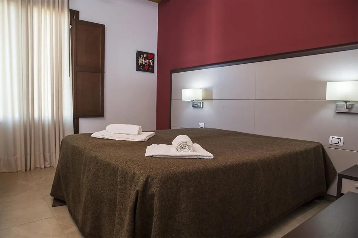 Agriturismo Alpa Mazzarino 3*,